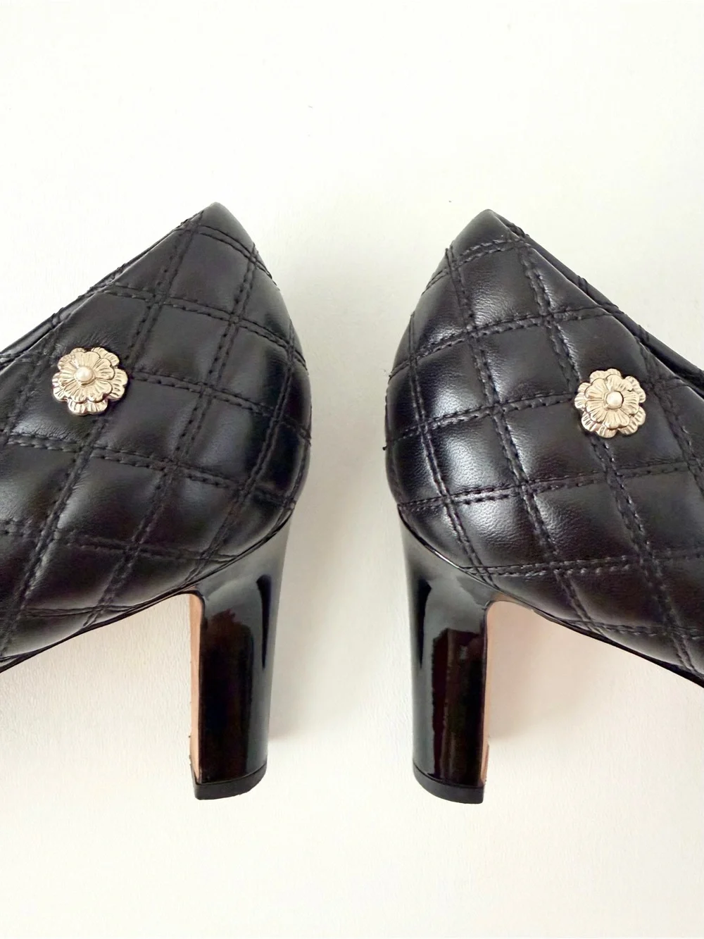 CHANEL great preowned